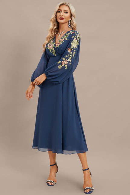 Robe Manche Longue Élégance Envoûtante - gallery 3