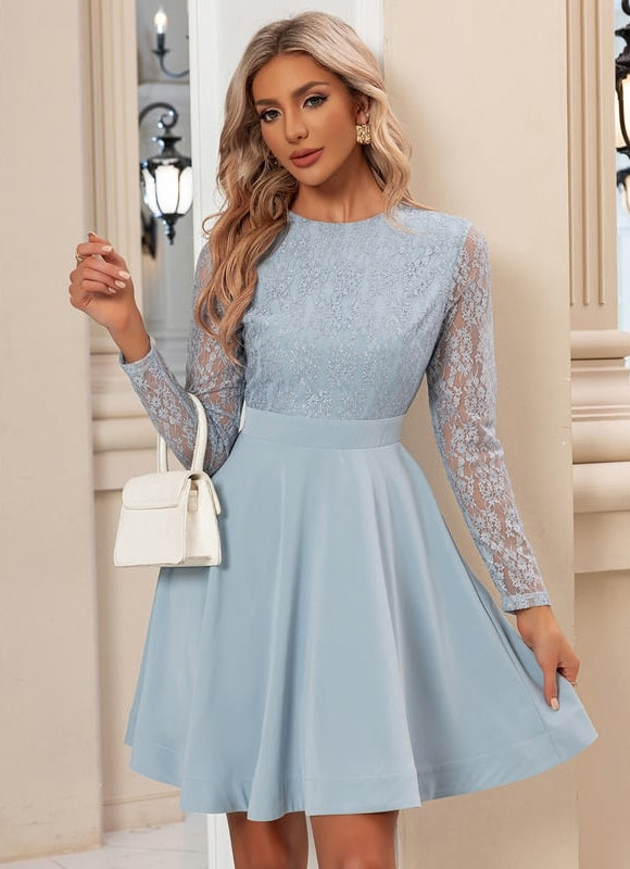 Robe Manche Longue Bleue Dentelle Évasée - gallery 3