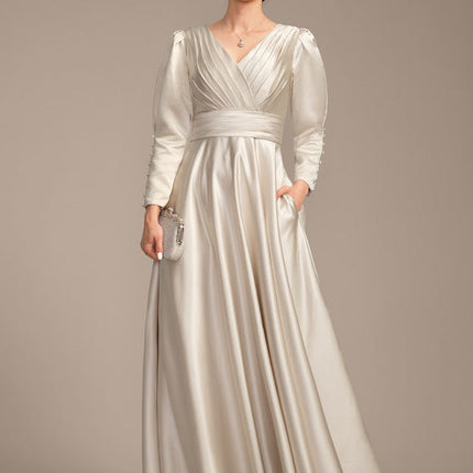 Robe Blanche Satin Manche Longue